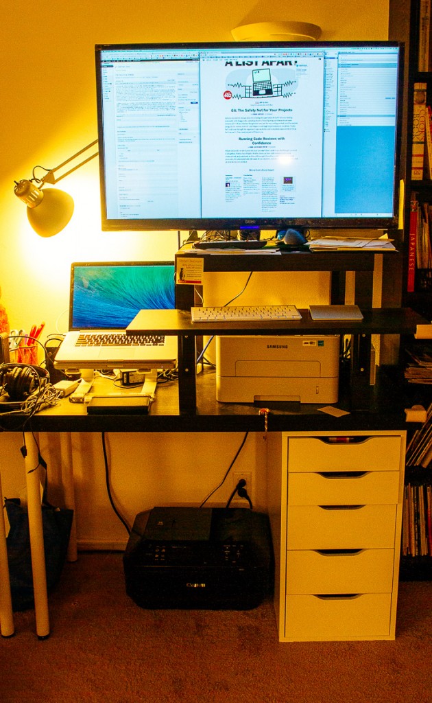 Tin's Standing Desk